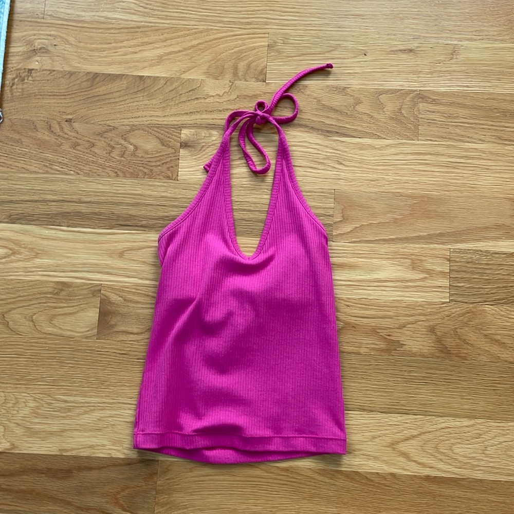 pink halter tie back, tank top. perfect cute top for summer